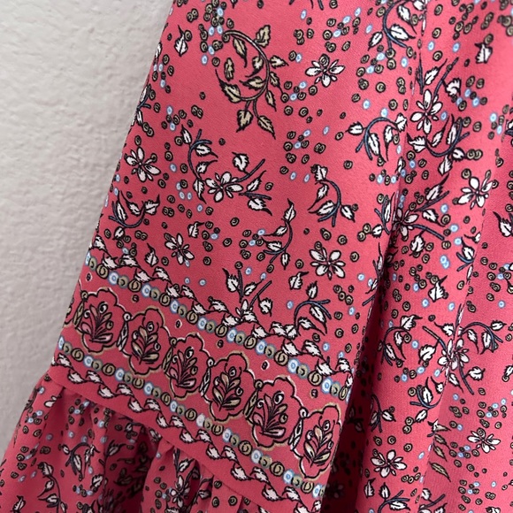 Max Studio Floral Peasant Blouse - Picture 5 of 6